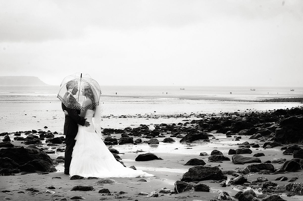 Oxwich Bay Wedding – Beth & Dean