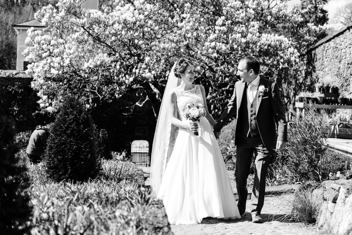 Plas Hyfryd Wedding Photography – Amy & Steffan