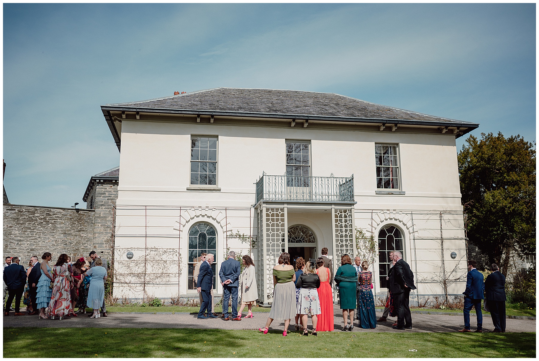 Guests Arriving at Cardigan Castle Wedding