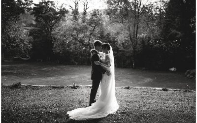 The Olde Barn Wedding – Heather & James